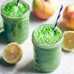 Celery Apple Spinach Smoothie